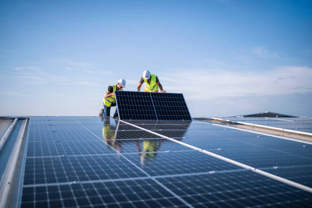 Best Emergency Roof Repair Services  in Monmouth, IL